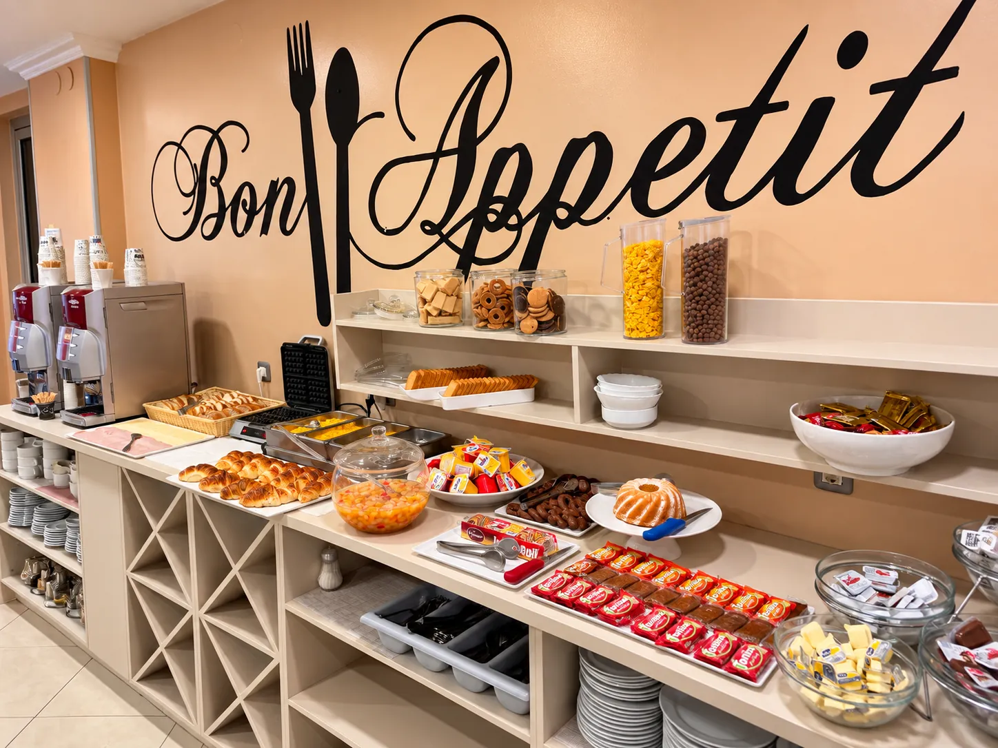 Breakfast buffet